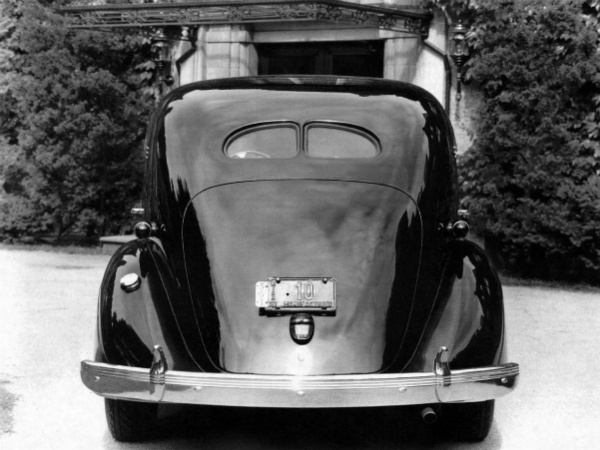 Chrysler Imperial фото